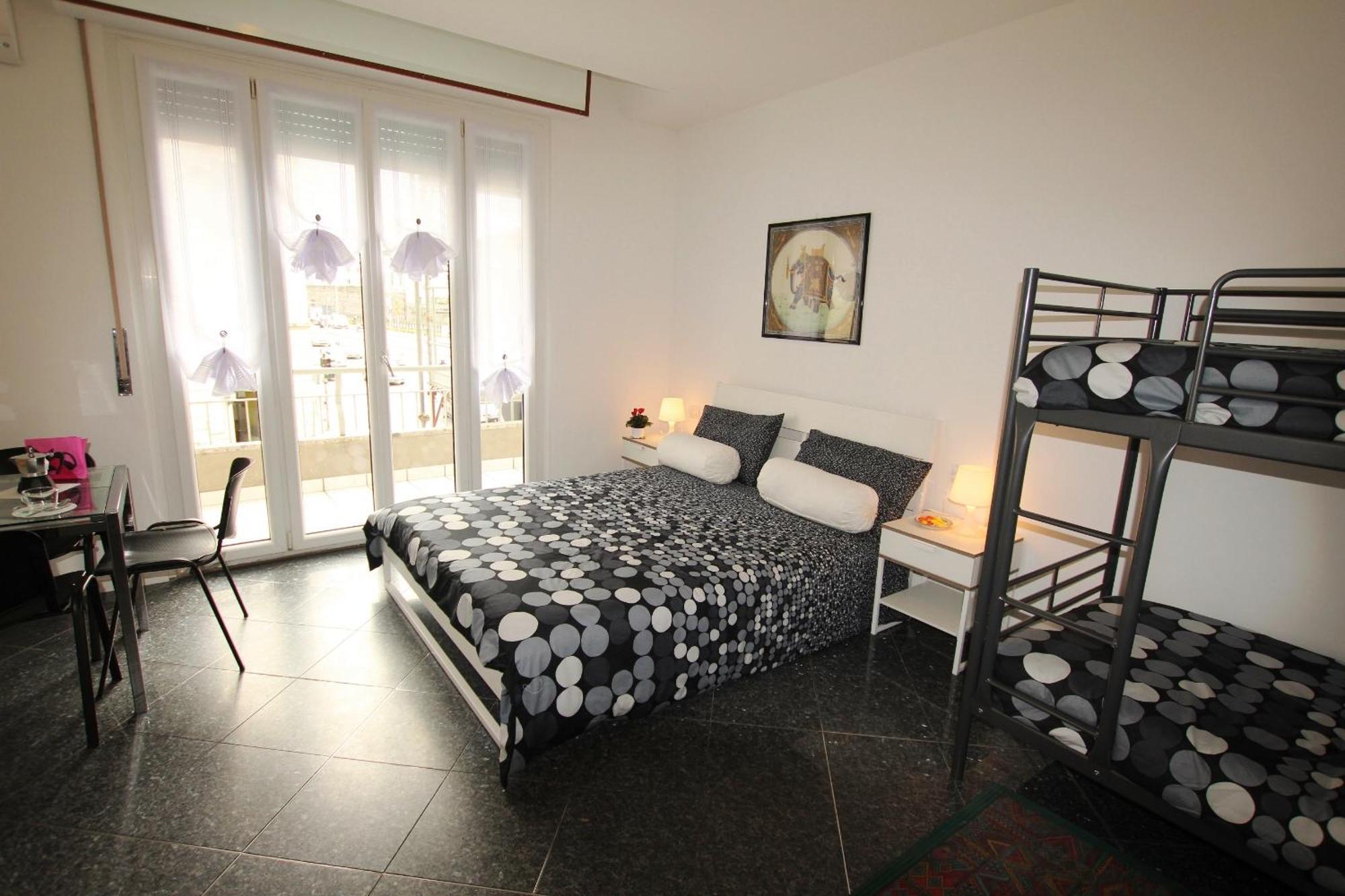 Residenza Manzoni Como Centre ภายนอก รูปภาพ