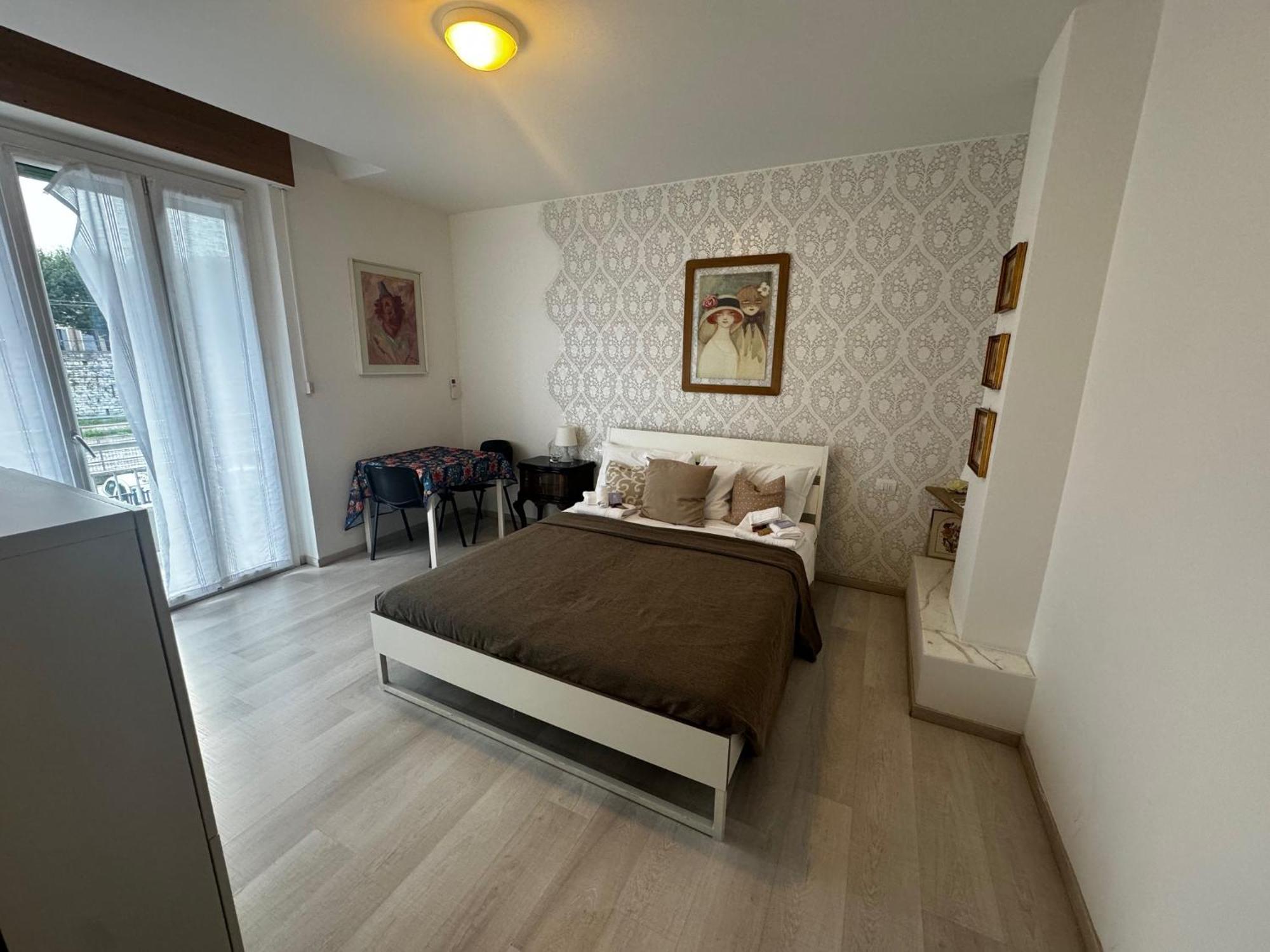 Residenza Manzoni Como Centre ภายนอก รูปภาพ