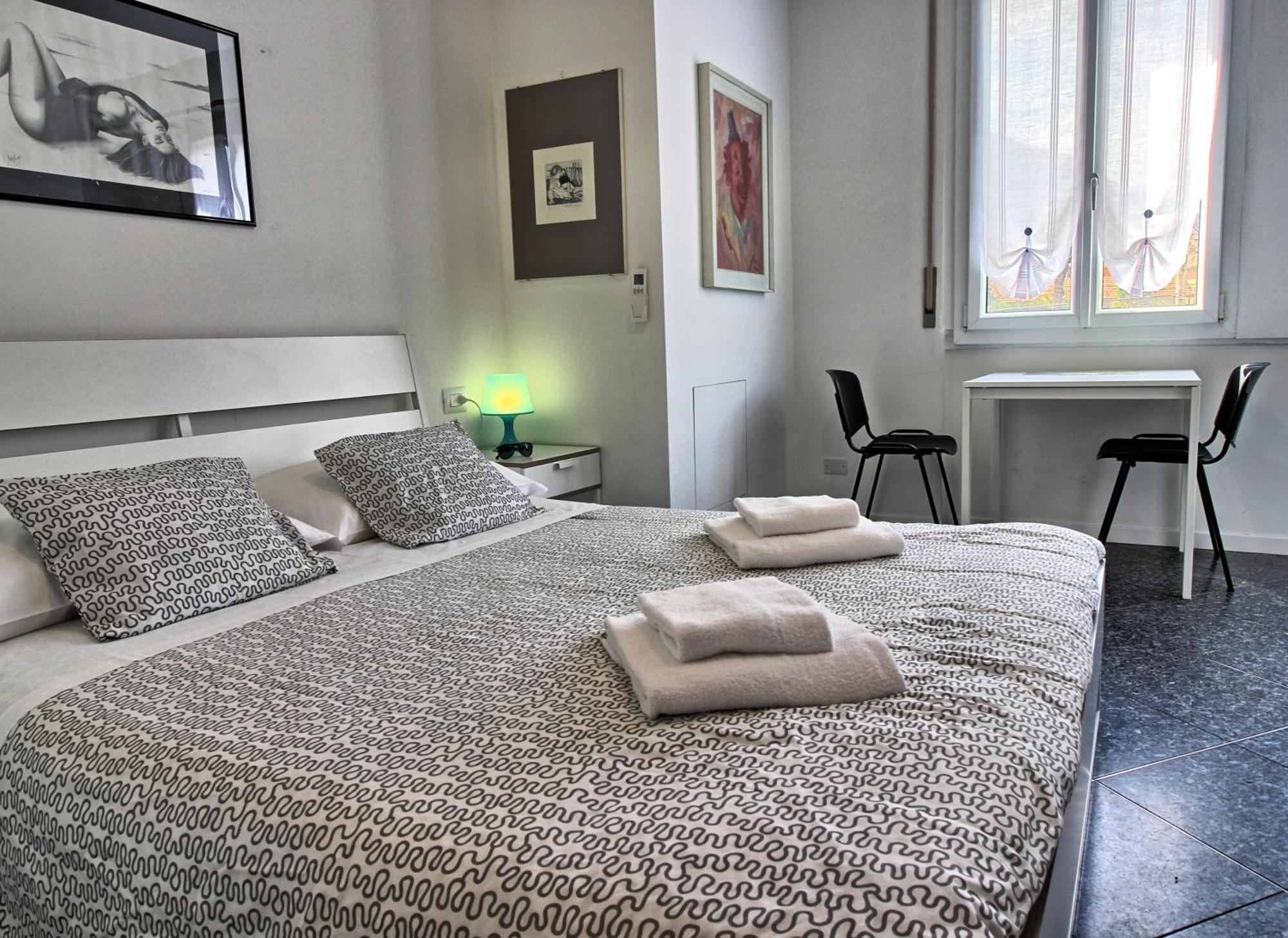 Residenza Manzoni Como Centre ภายนอก รูปภาพ