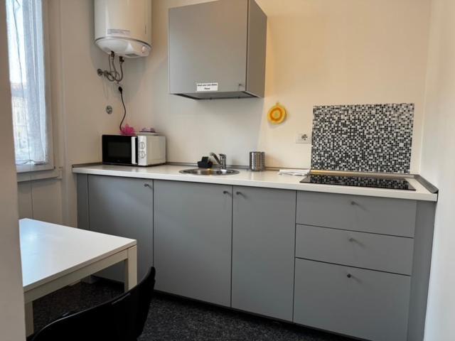 Residenza Manzoni Como Centre ภายนอก รูปภาพ